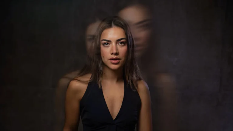 sara-hoxha