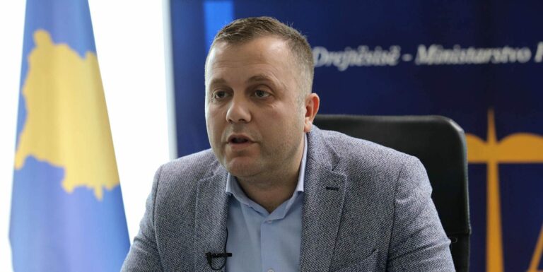 Blerim-Sallahu-interviste-foto-Ridvan-Slivova-4-e1725378828125