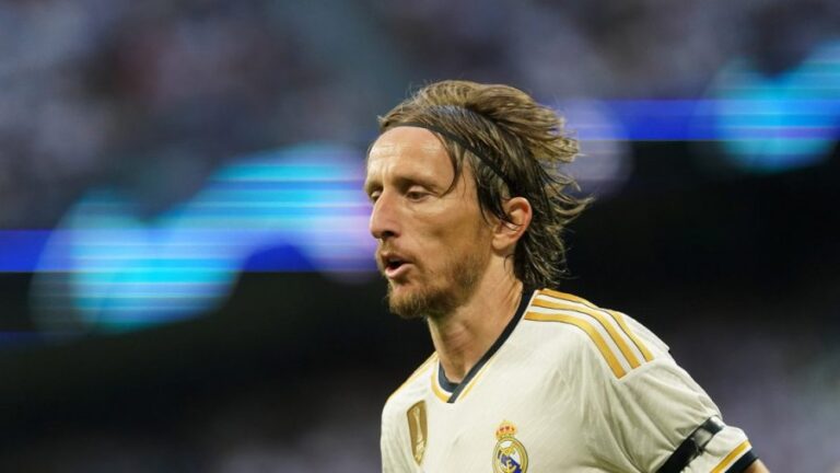 auto_real-madrids-luka-modric-during-champions-league-1130x6351697185792