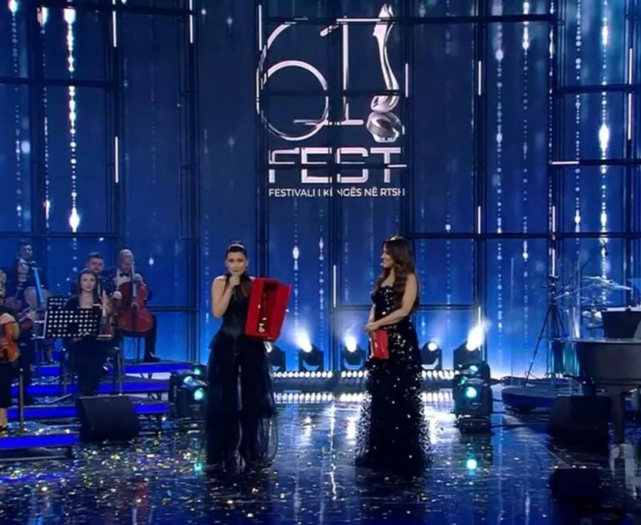 auto_Elsa-Lila-1068x8751761844252